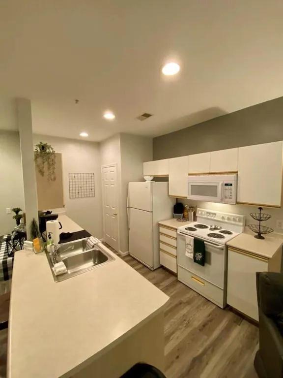 Sunago Suites Branson Bagian luar foto
