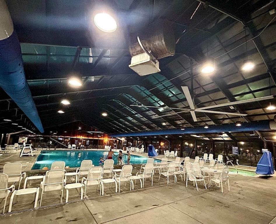 Sunago Suites Branson Bagian luar foto